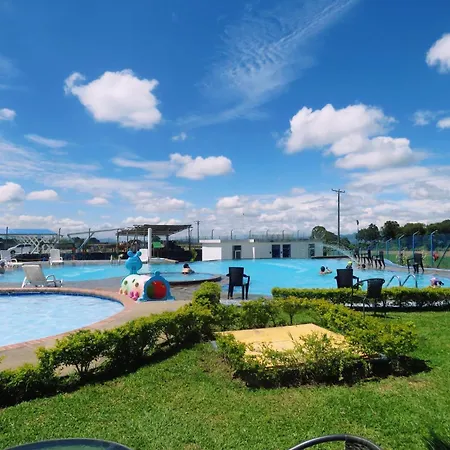 Apartamento Muy Cerca Al Parque Del Cafe Con Piscina - Montenegro 101A Exterior photo
